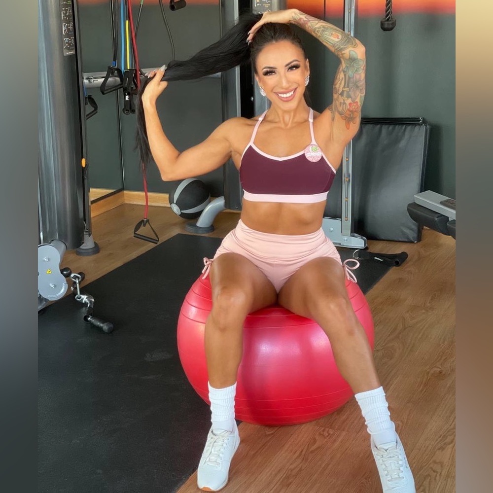 Meet your Posher, Victoria